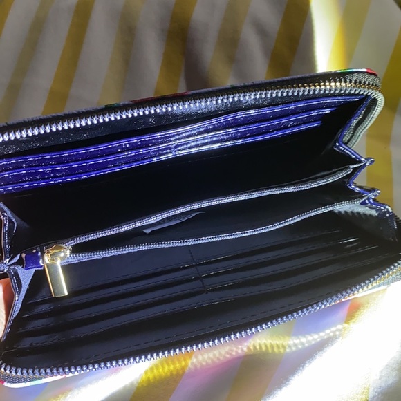 NWT 🔥 Brand new betsey Johnson checkbook wristlet - Picture 9 of 13